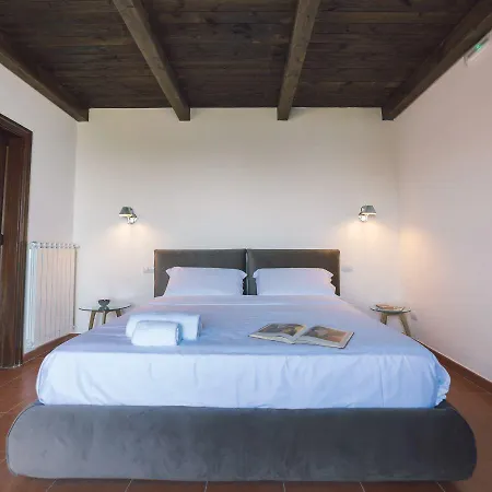 Crawford 4* سان نيكولا أرسيلا