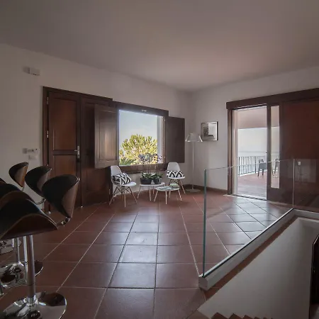 Crawford فندق مبيت وإفطار سان نيكولا أرسيلا