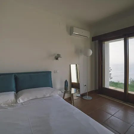 Crawford San Nicola Arcella