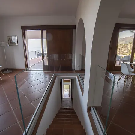 Crawford فندق مبيت وإفطار سان نيكولا أرسيلا